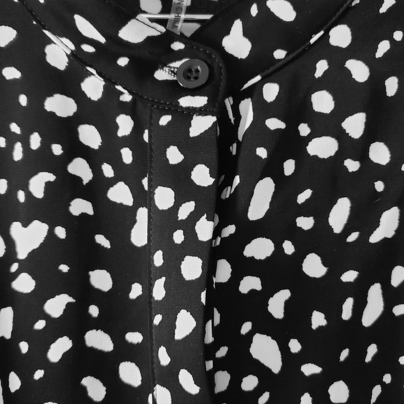 Gracia Black and White Animal Print Button-down Fishtail Peplum Top Size S - Picture 3 of 8